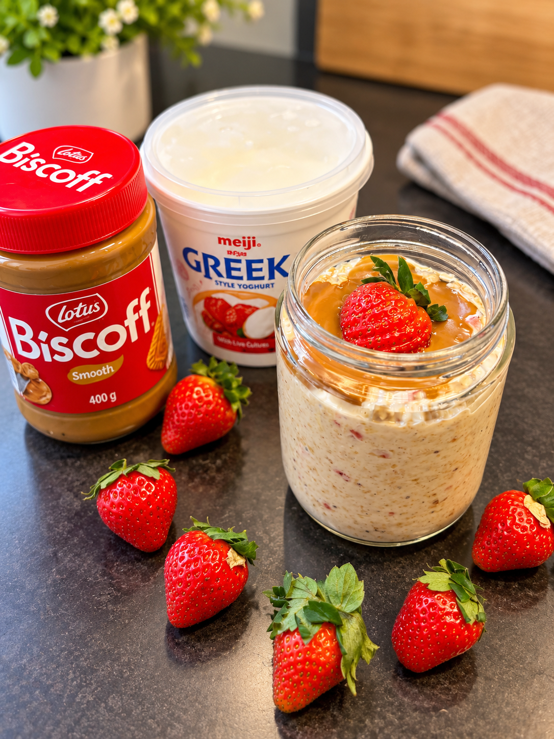 Strawberry Biscoff Overnight Oats from Crumsy Cookies, Bangkok